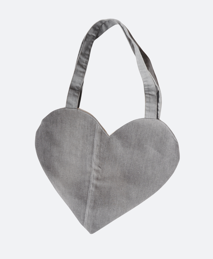 Grijze upcycled denim Heartbag van Sevaes met kontzak Achterkant