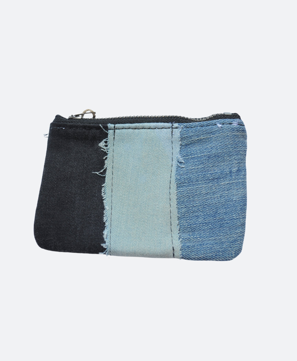 Achterkant - Blauw zwarte denim portemonnee - Handgemaakt van upcycled spijkerbroeken - Sevaes