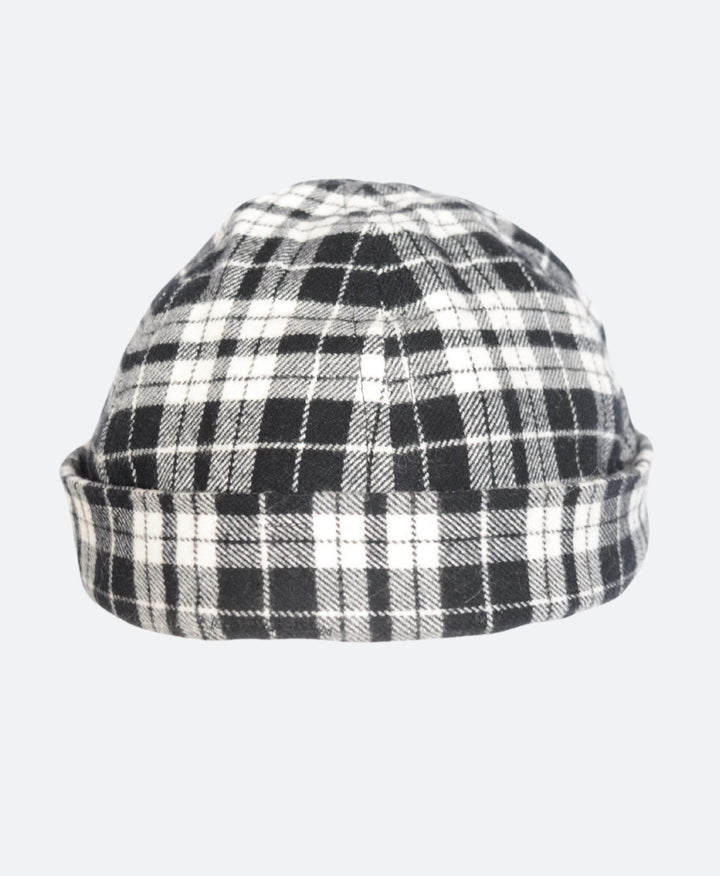 Voorkant Zwart/Wit Geruite dockers cap van upcycled blouse – handgemaakt duurzame accessoire - Sevaes
