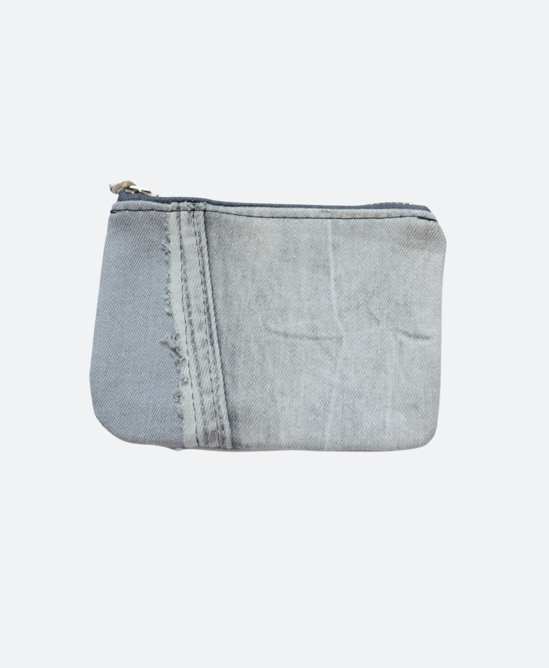 Achterkant - lichtgrijze denim portemonnee voor hem of haar - handgemaakt in rotterdam - Sevaes