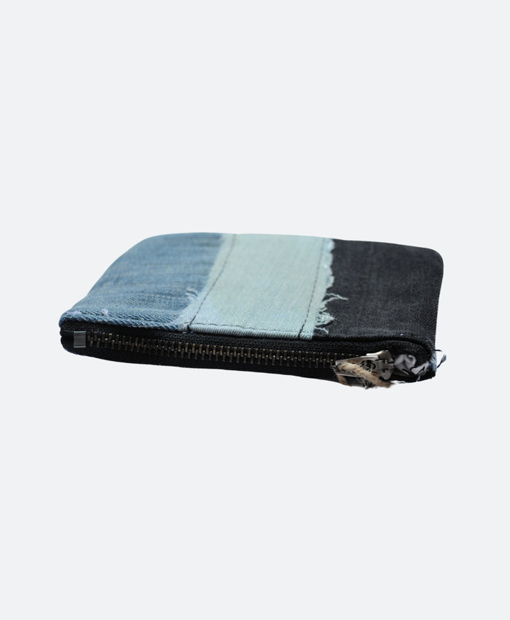 Details - Blauw zwarte denim portemonnee - Handgemaakt van upcycled spijkerbroeken - Sevaes