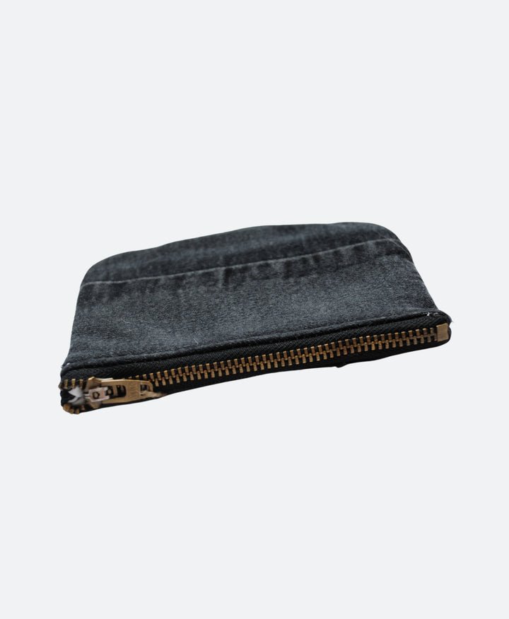 Details - Zwart Denim portemonnee van Gerecyclede jeans - Handgemaakt in Rotterdam - Sevaes
