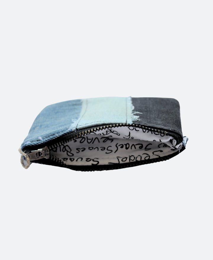 Binnenkant - Blauw zwarte denim portemonnee - Handgemaakt van upcycled spijkerbroeken - Sevaes