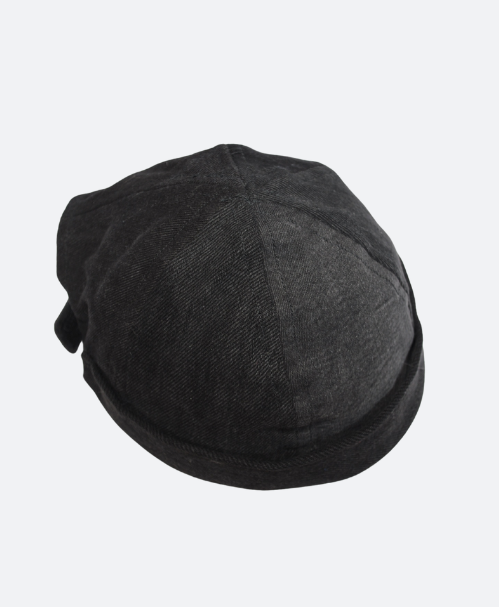 Bovenkant - Handgemaakte zwarte denim docker muts van upcycled denim – Sevaes